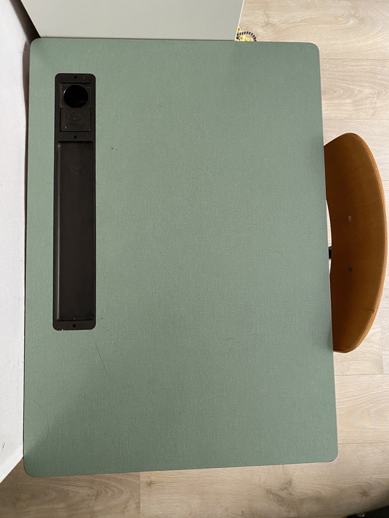 Image 1 of Vintage schooltafeltje et stoeltje 