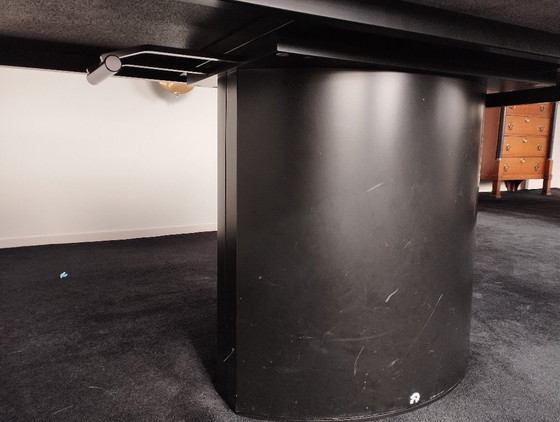 Image 1 of Draenert Design table