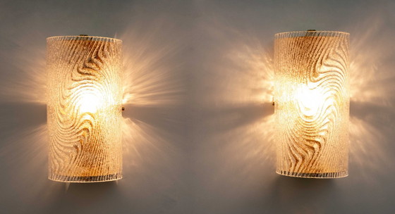 Image 1 of Paire d'appliques murales italiennes modernes en verre de Murano et laiton "Corteccia", années 80