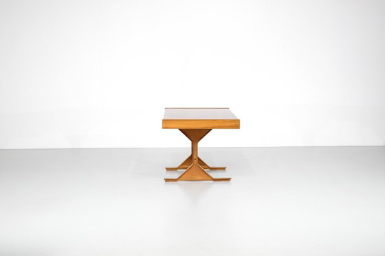 Image 1 of Schreibtisch "530" von Gianfranco Frattini für Bernini, Italien 1960er Jahre.