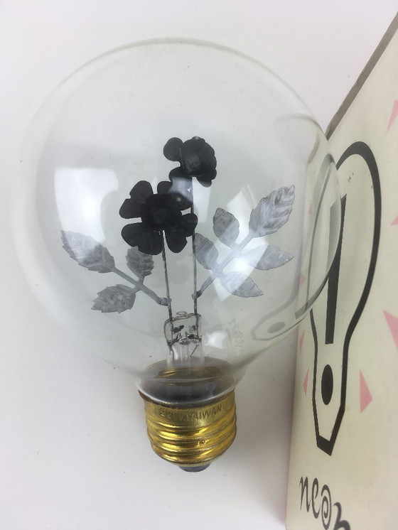 Image 1 of Lampada a scarica di gas Aerolux con fiori e foglie