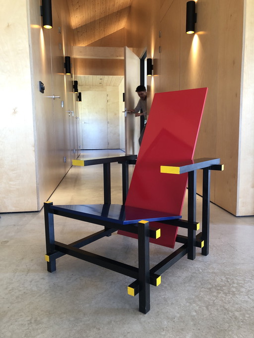 Cassina Rietveld 635 Red and Blue Design Chair