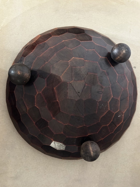 Image 1 of Vide Poche Tripode en Bois Sculpté ornements Metal - Mi-XX e siècle 