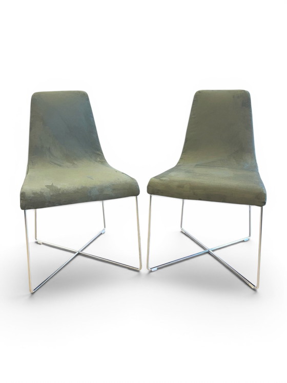 Image 1 of 4 sedie di design - Ligne Roset - velluto verde