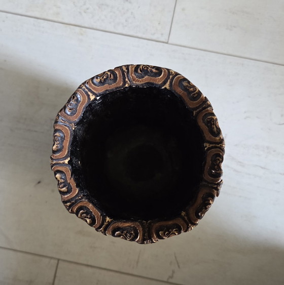 Ponga Vase – Wood (photo 3 of 5)