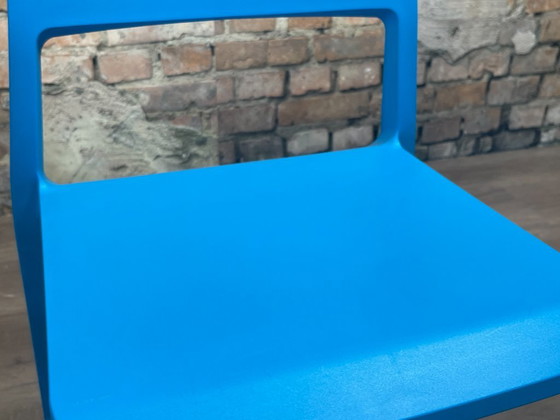 Vitra Tip Ton – Blue plastic | Barber & Osgerby – Dining chairs (photo 14 of 16)