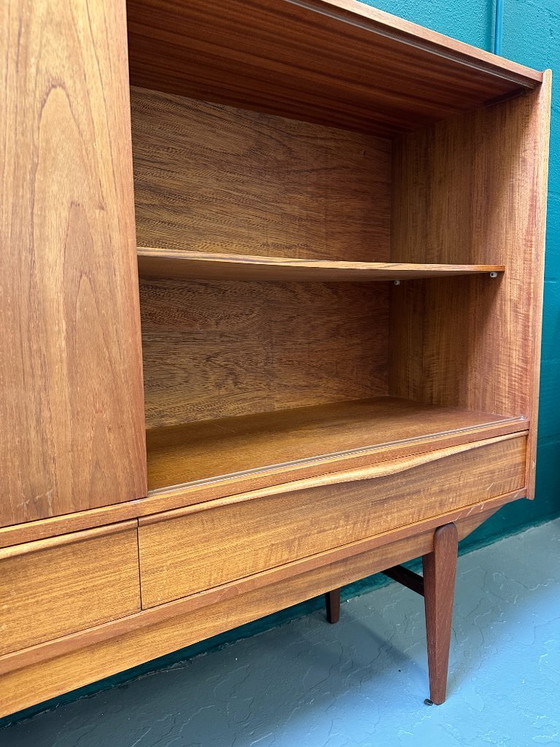 Buffet haut en teck Mid-Century / Buffet bas compact – Vintage années 60 – Wood (photo 12 of 14)