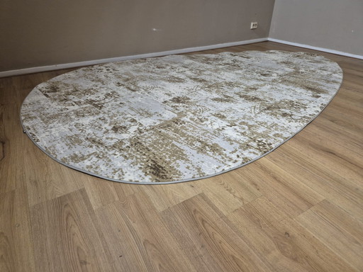 Montel Bellows rug - 200x300