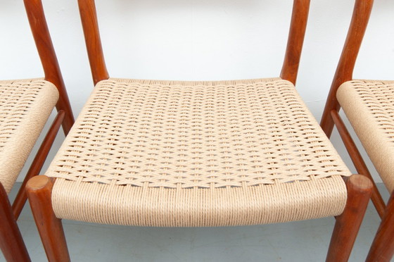 Image 1 of 4 sedie da pranzo modello 75 in teak di Niels Otto Møller per J. L. Møller Møbelfabrik (anni '50)