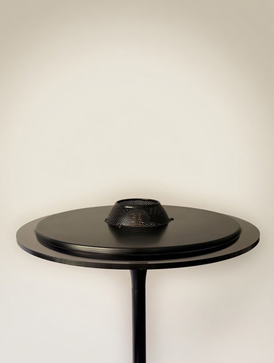 Image 1 of Rara lampada da terra postmoderna anni '70/'80 "era spaziale" a forma di "UFO".