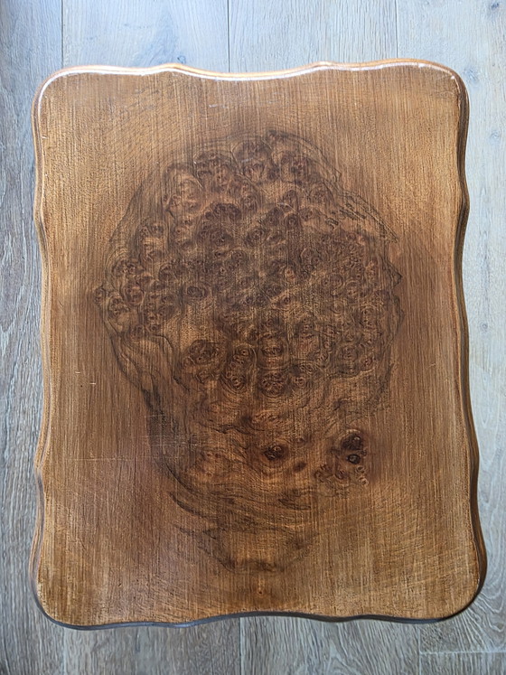 Image 1 of Elegante, antike Satztische mit Maserfurnier