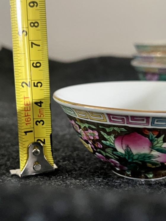 Image 1 of Set di 12 ciotole in porcellana antica cinese Mille Fleur Famille Rose vintage