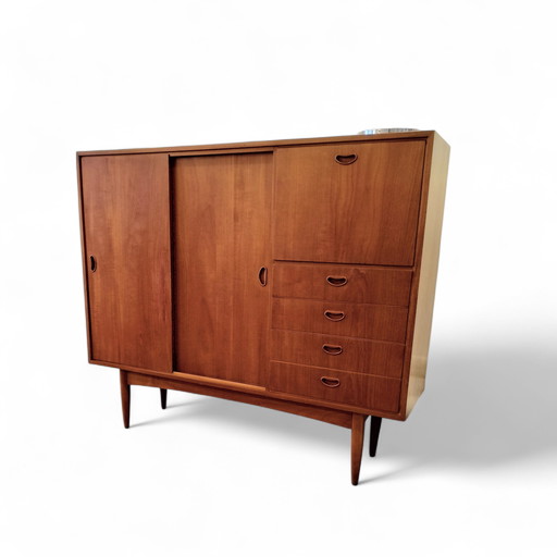 Credenza alta vintage in teak degli anni '60