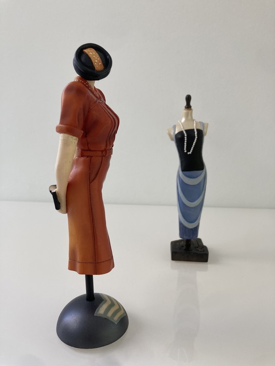 Image 1 of Twee collectables van The Latest Thing