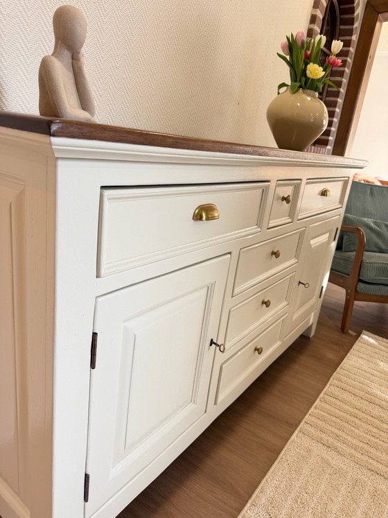 Credenza in Mogano Restaurata – Avorio & Noce – Mobile Contenitore Vintage – Henders & Hazel, Credenze, Legno (photo 2 of 8)