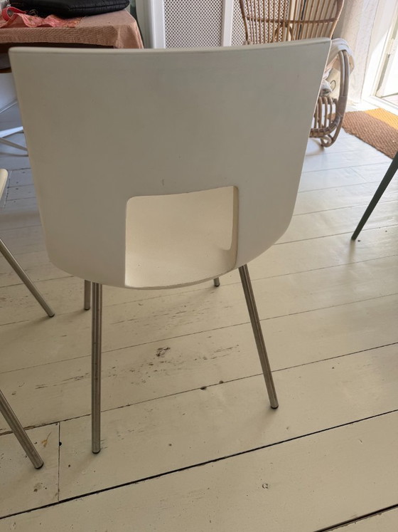 Set di quattro Sedie da pranzo con intaglio quadrato, Tonon, Plastica, Metallo, Crema, Modern (foto 4 di 8)