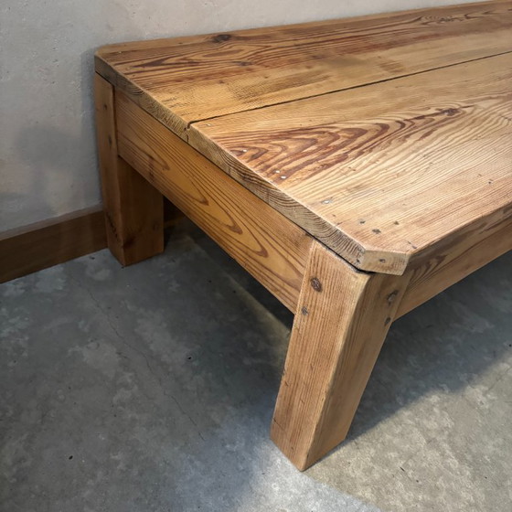 Image 1 of Table basse en bois brut