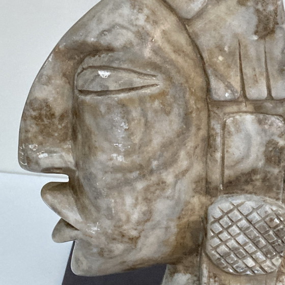 Image 1 of Sculpted stone head in pre-Columbian style, 20th century work