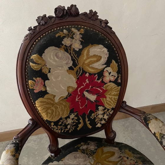 Poltrona Luigi XV con tappezzeria floreale – Poltrone, Tessile, Legno (photo 2 of 7)