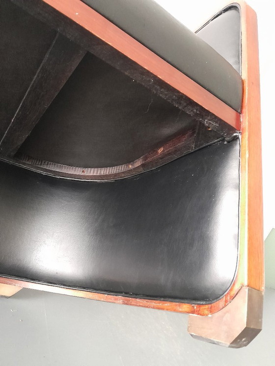 Image 1 of Bench Studio Global Wernicke