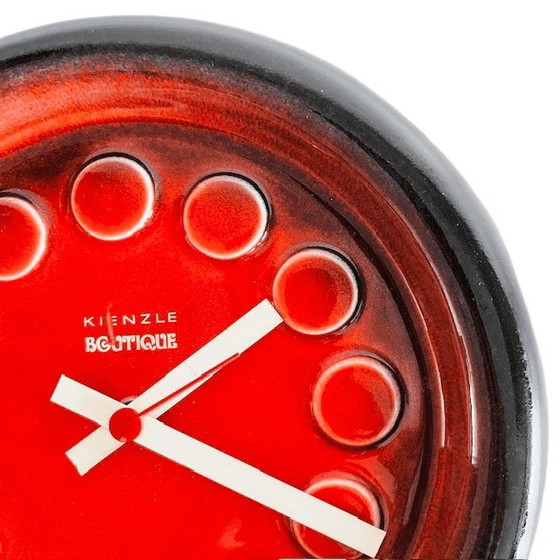 Image 1 of Vintage Kienzle Boutique keramische wandklok keramiek klok Fat lava Space age 1970's