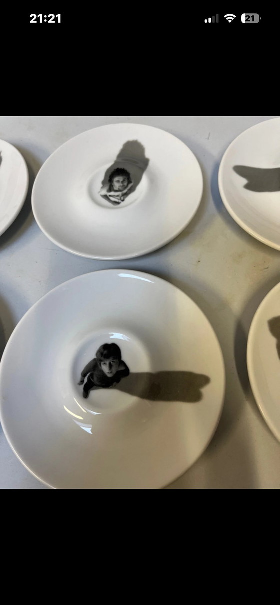 Image 1 of 6 Illy Neil & Ross Espressotassen und Untertassen