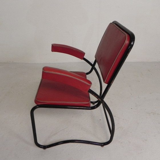 Image 1 of Conjunto de 4 sillones y mesa de centro con estructura tubular de estilo Bauhaus, década de 1950.