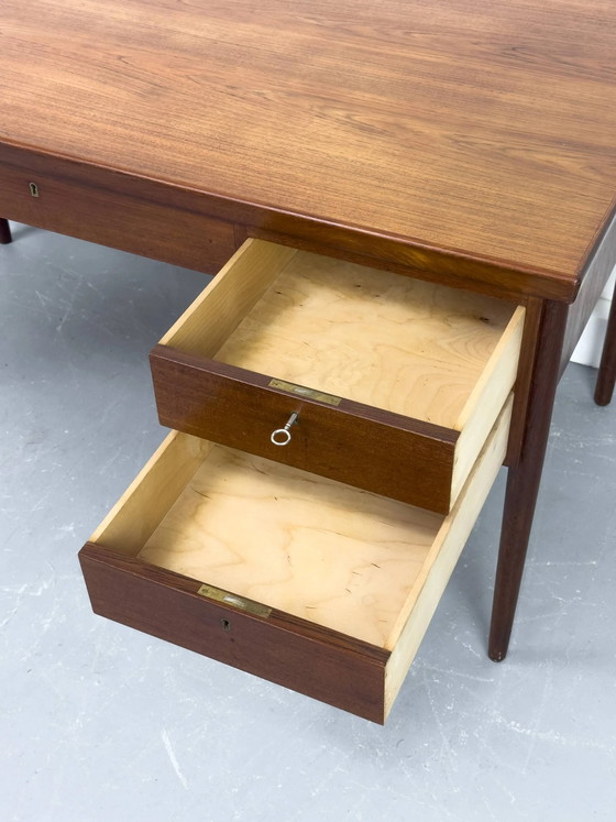 Deens Teak Bureau met Laden, jaren 60 – Scandinavian (photo 6 of 28)