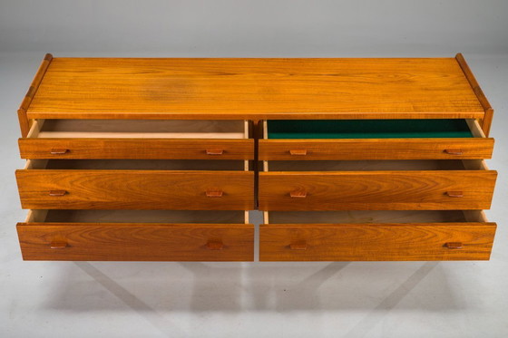 Image 1 of Aparador en teca de Hans J. Wegner para Ry Furniture, 1959