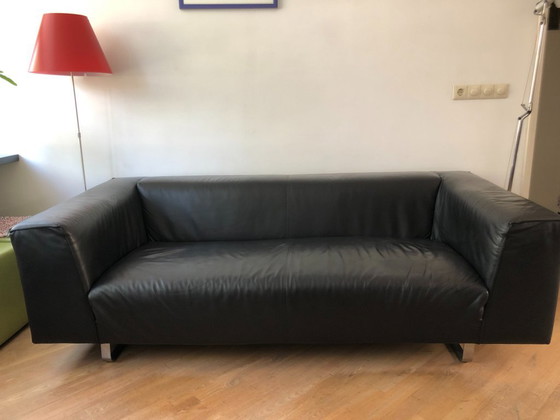 Linteloo two-and-a-half seater sofa in black leather, 2 seaters, Metal, Modern (photo 3 of 5)