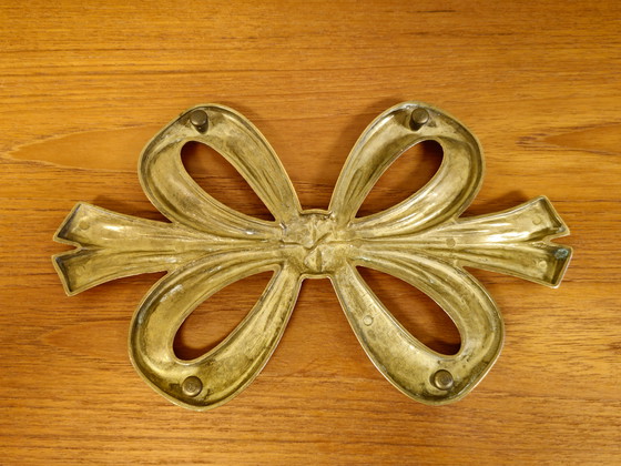 Image 1 of Plateau Vintage Bow Brass Yellow Copper Coaster