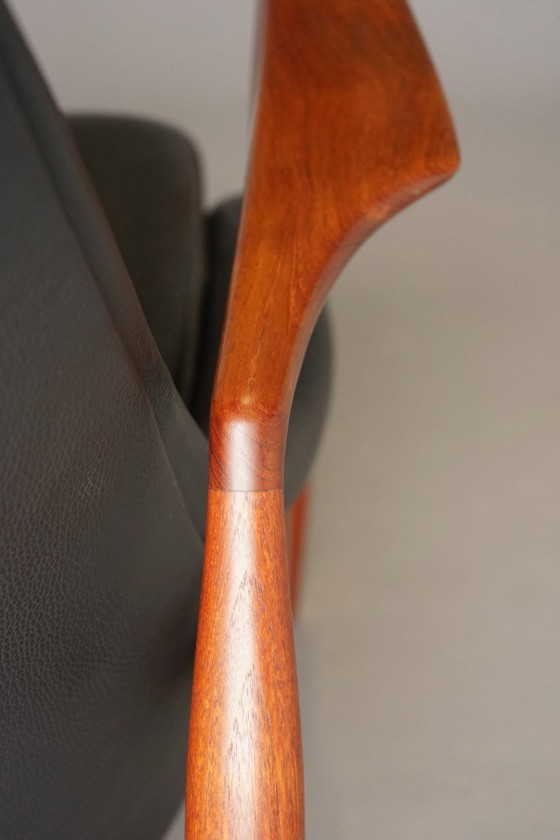 Image 1 of Poltrona modello 'Seal' di Ib Kofod-Larsen in pelle e teak per OPE, Svezia, anni '60