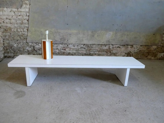 large white Formica coffee table, 1980 – Vintage (photo 2 of 7)