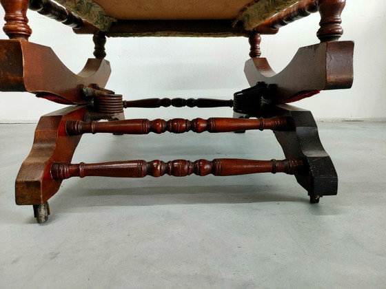 Image 1 of Sedia a dondolo antica vintage con meccanismo a bobina