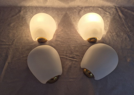 Image 1 of Lampada da parete Peill & Putzler Mid-Century Modern, vetro opalino e ottone, Germania anni '60