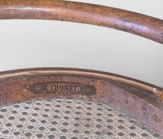 Image 1 of Set of 4 Authentic Thonet Chairs No. 18 – Bentwood and Cane