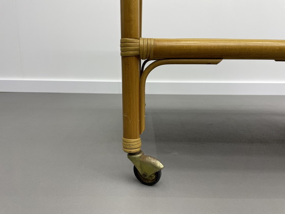 Image 1 of Chariot de service en bambou et rotin - 1970