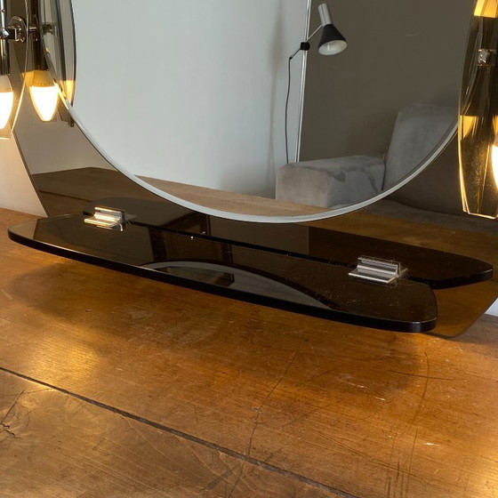 Image 1 of Miroir Veca  2 appliques  et tablettes. Italie. 1970