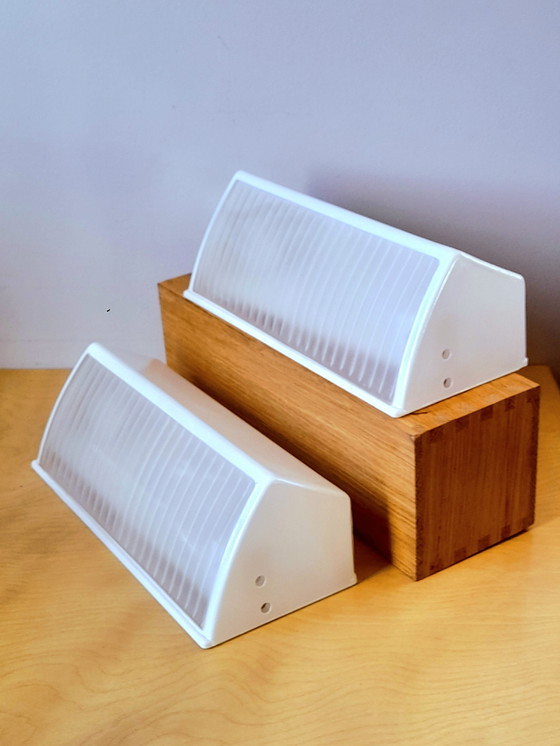 Image 1 of Paire d appliques Holophane 1950