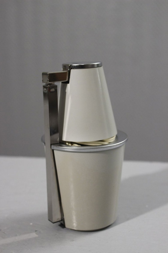 Image 1 of Lampada da viaggio vintage estensibile a forma di pillola, design "Lampette", Germania, anni '70