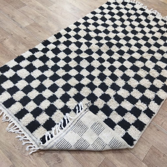 Image 1 of Checkered Berber Rug – Moroccan Wool Rug | 245 × 145 cm