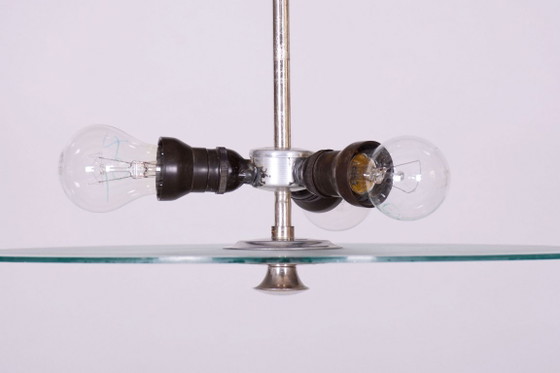Gerestaureerde Bauhaus-kroonluchter, chroom, staal, matglas, Tsjechisch, jaren 1930 – Chrome (photo 3 of 8)