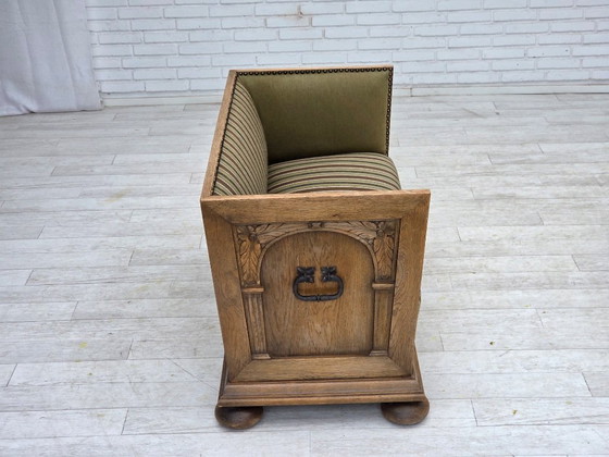 Image 1 of Dänisches 2-Sitzer-Sofa aus den 1950er Jahren, original gestreifte grüne Möbelwolle, Eichenholz.