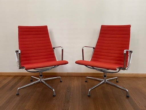 Design Vitra Eames EA 116 in Rode Stof en Draaibaar Chroom Onderstel