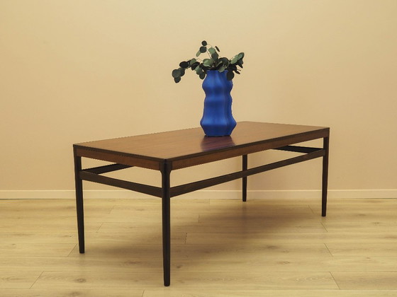Danish rosewood coffee table, 1970s, Mid-Century Modern (photo 6 of 10)