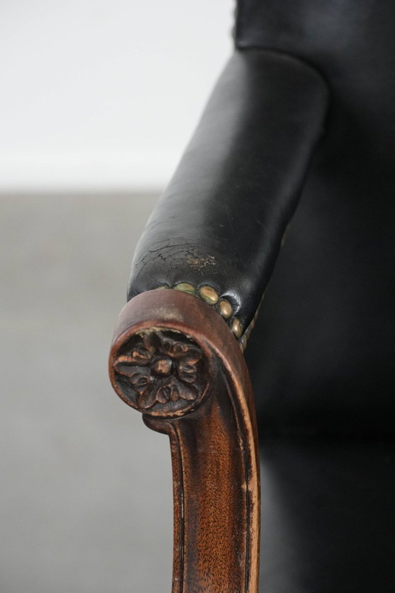 Image 1 of Lujosa silla auxiliar/escritorio/silla Gainsborough antigua de madera y piel de vaca negra de estilo inglés