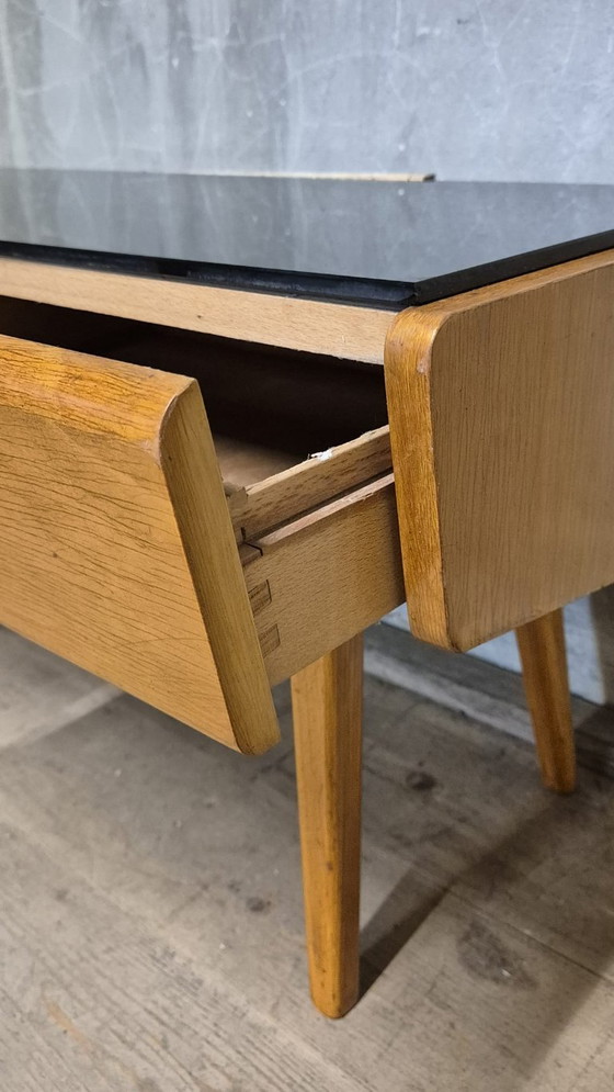 Vintage Mid-Century Sideboard / TV Cabinet, Oak, Czechoslovakia, 34 x 85 x 40 cm – Wood (photo 9 of 9)