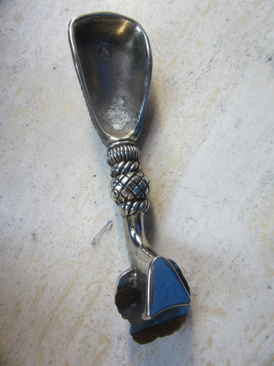 Bottle Cap Opener Tassel Shape similar to Silea, vintage – Table accessories, Metal, Silver (photo 5 of 6)