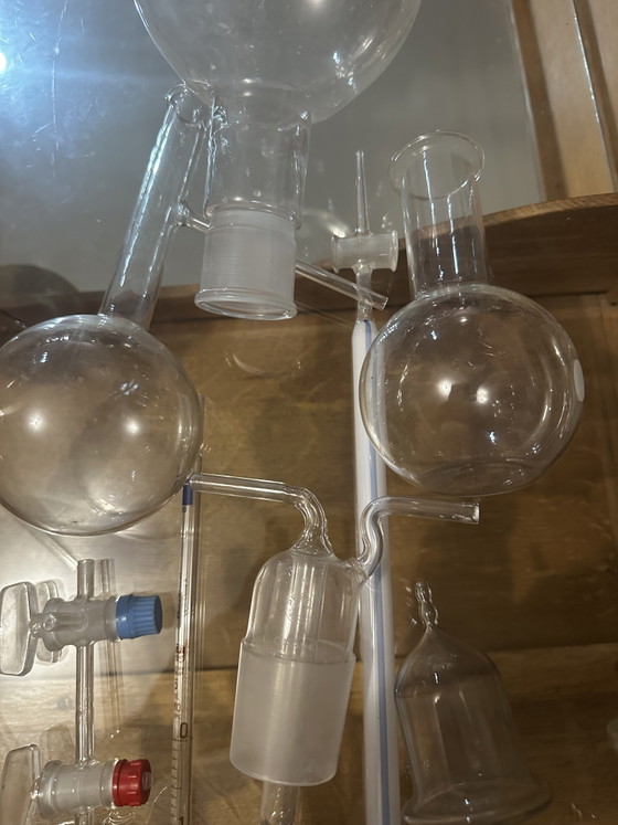 Image 1 of Konvolut antiker chemischer Glaselemente für ein Kuriositätenkabinett