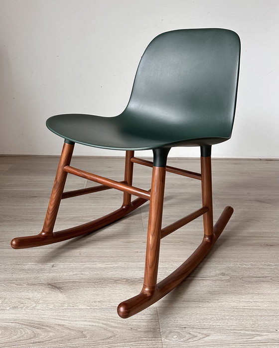 Image 1 of Sedia a dondolo Form di Normann Copenhagen